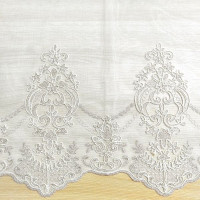 Тканина для тюлю з вишивкою Grand Design 33166-05